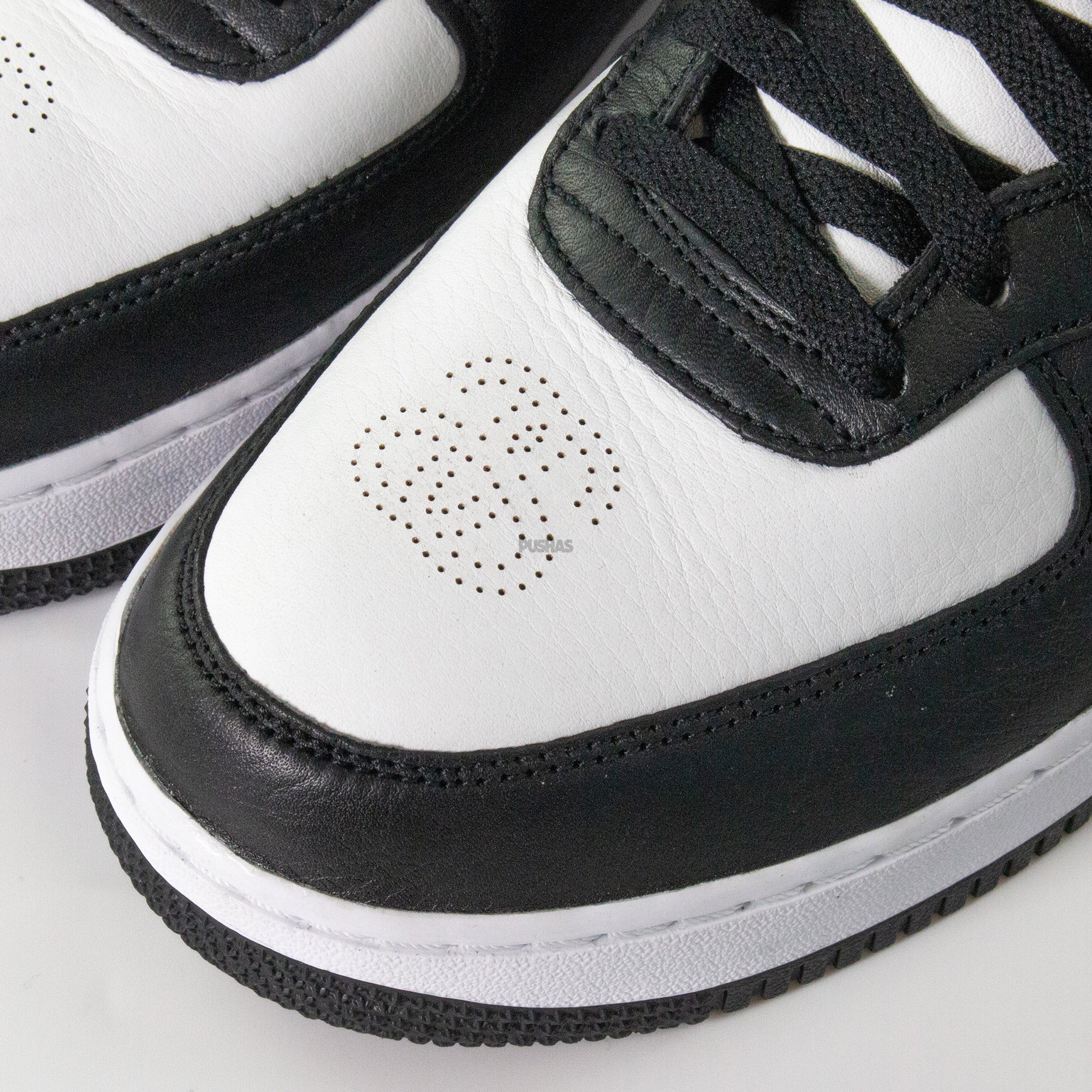 Air Force 1 Mid Stussy 'Light Bone Black' (2022)