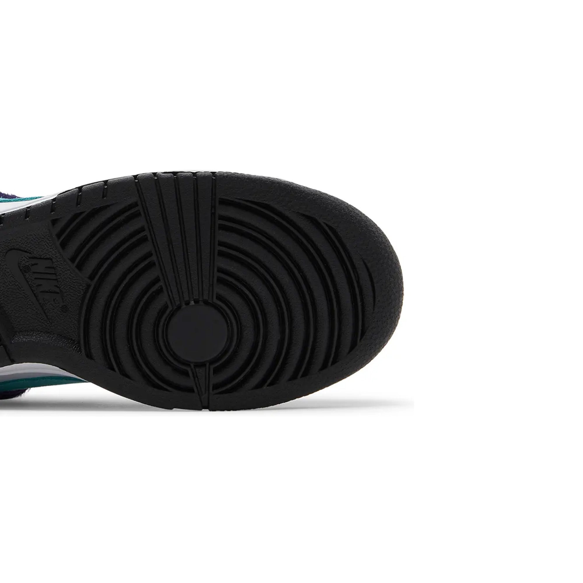 Dunk Low SE 'Safari' W (2022)