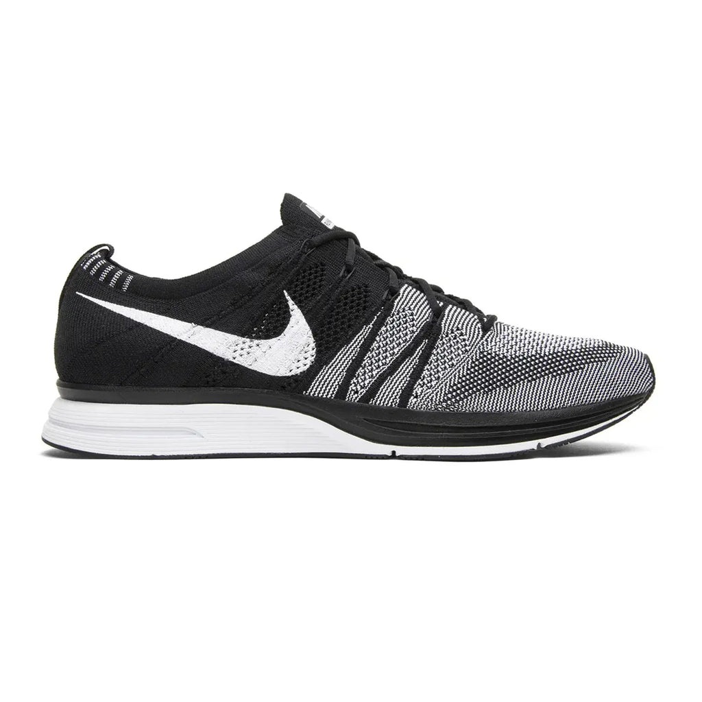 Flyknit Trainer 'Oreo' (2018)